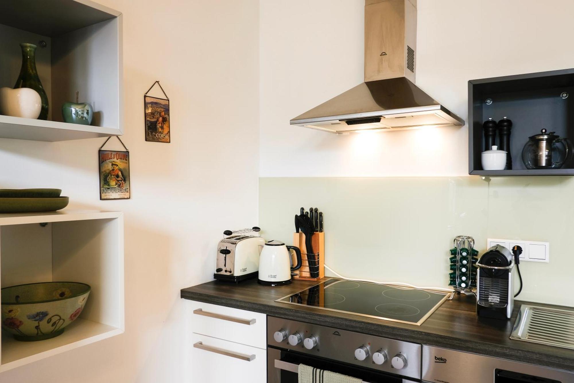Stilvolles Apartment In Zentraler Lage - Free Parking Graz Bagian luar foto